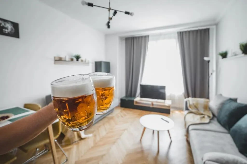 Dlouha Hemingway Apartment Prague